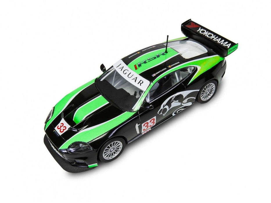 Baksas Surenkami modeliai Airfix - Jaguar XKR GT3